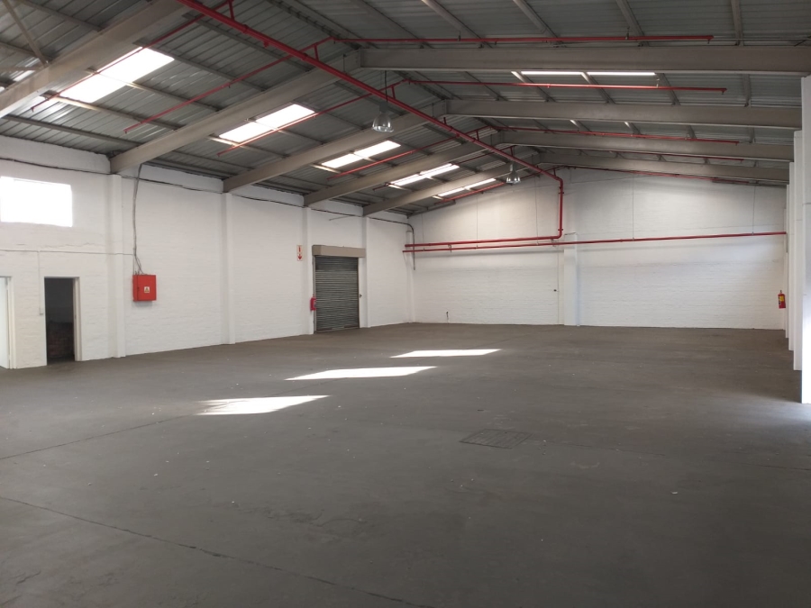 To Let Commercial Property for Rent in Maitland Western Cape